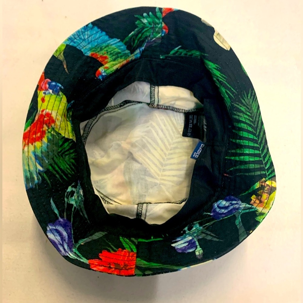 H&M divided hat - Picture 3 of 5